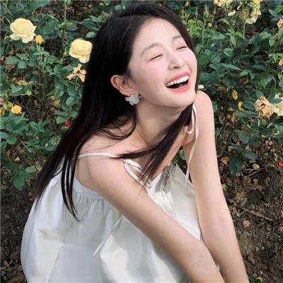 中央舞台：踮起脚尖